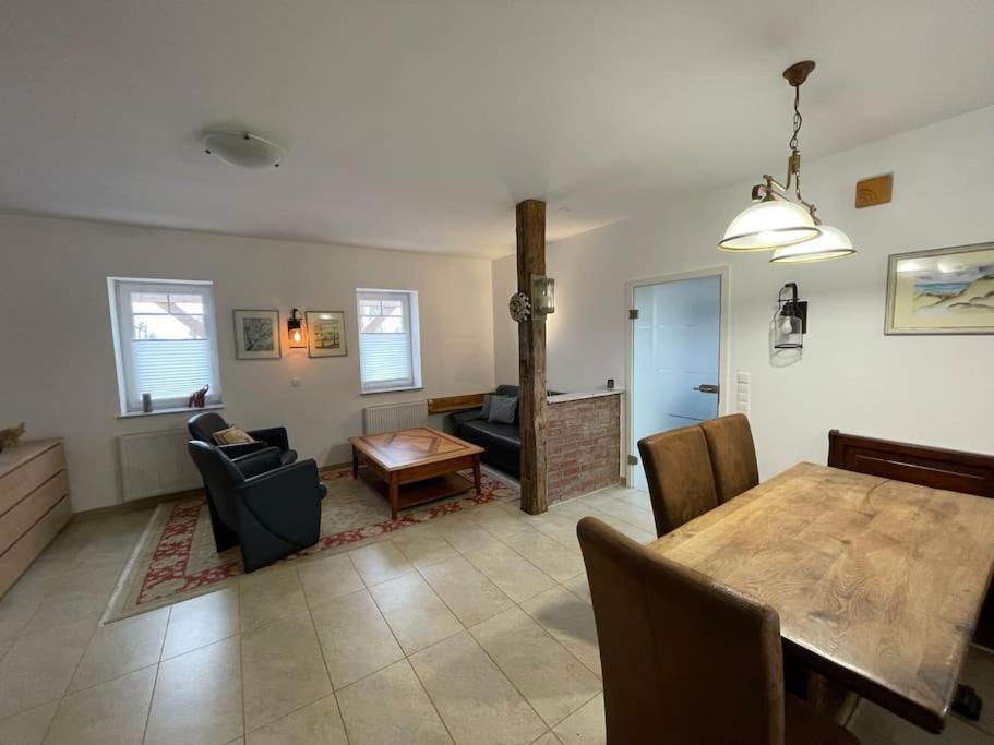 Charmante Ferienwohnung In Idyllischer Lage Jever Εξωτερικό φωτογραφία